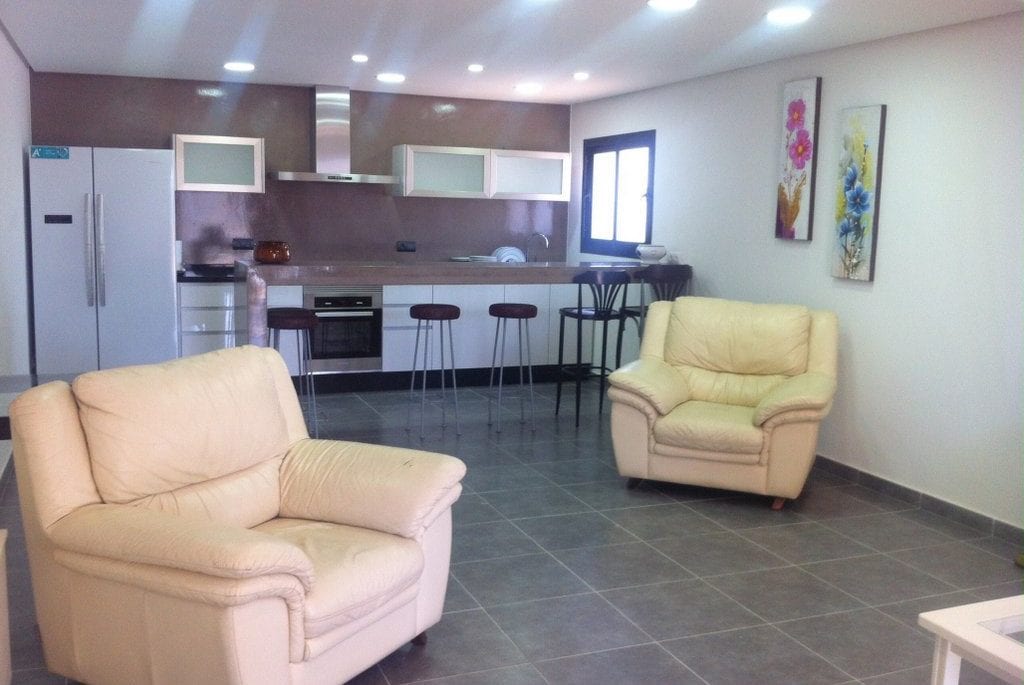 Lounge and kitchen area in Villa Torres