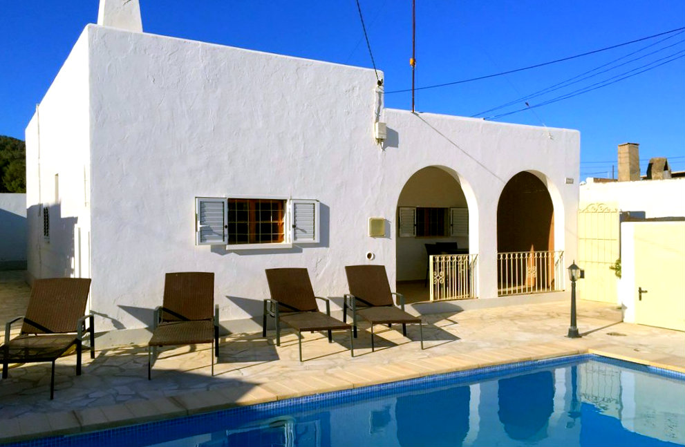 Remise sur la location d'une villa à Ibiza semaine 20