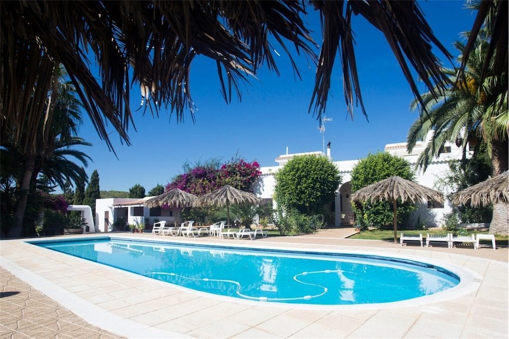 renting a villa in Ibiza