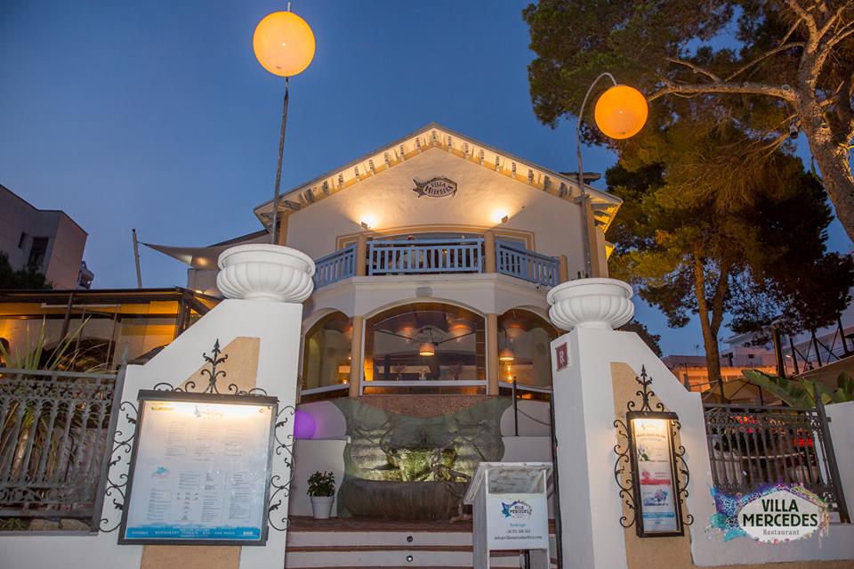 villa mercedes san antonio ibiza