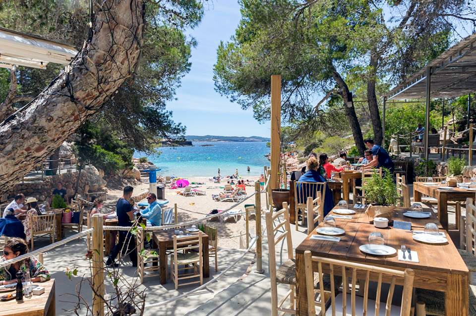 Ibiza in April - lunch at el chiringuito at Cala Gracioneta