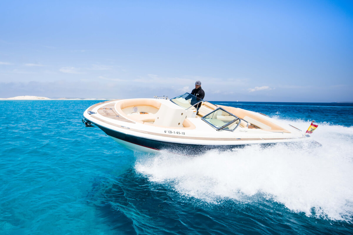 Chris Craft 28 2023 Villas 2000