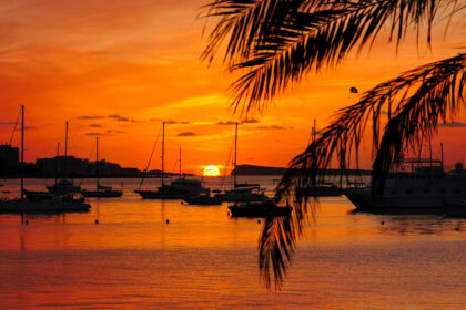 Ibiza Villas 2000 - Ragioni per cui Ibiza dovrebbe essere la tua destinazione di viaggio definitiva