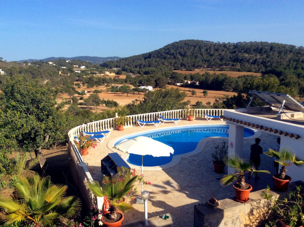 renting a villa in Ibiza